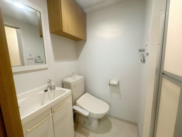 Room image 15