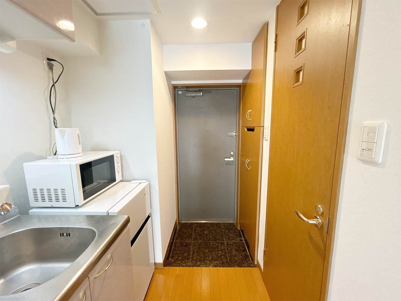 Room image 16