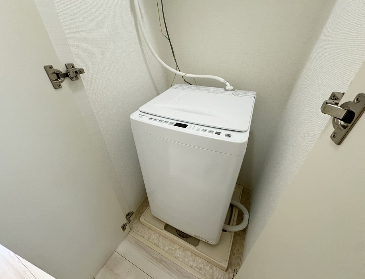 Room image 16