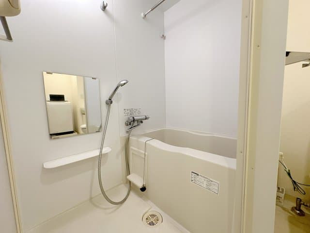 Room image 13
