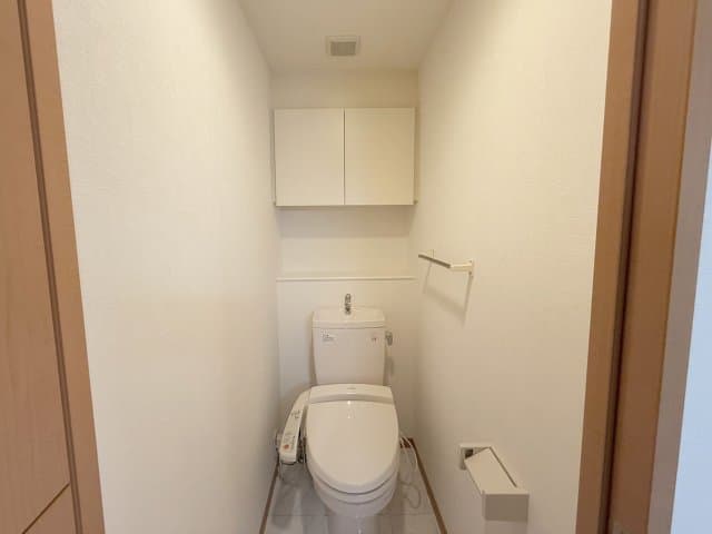 Room image 14