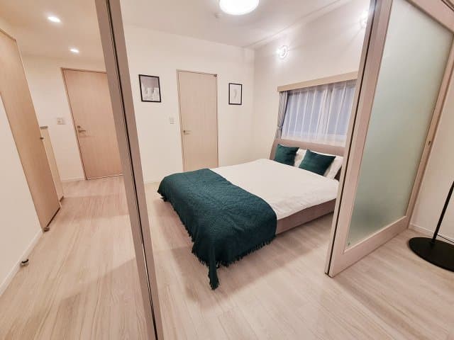 Room image 11