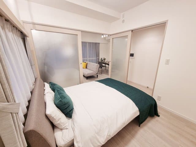 Room image 12