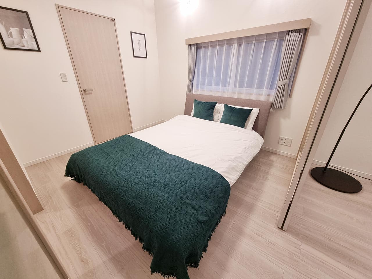Room image 13