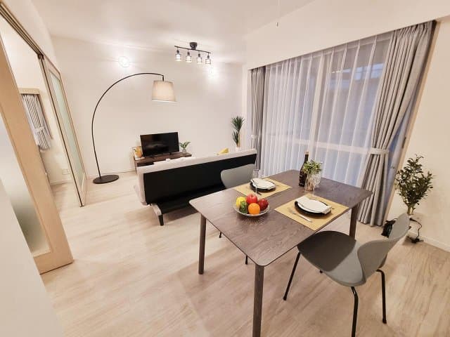 Room image 8