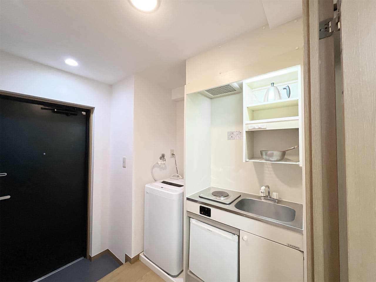 Room image 12