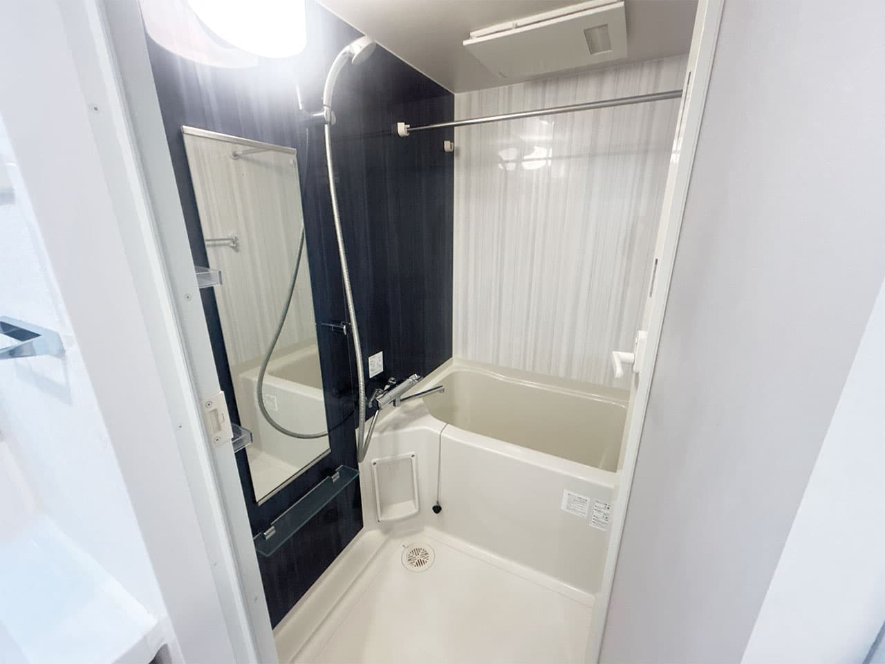 Room image 14