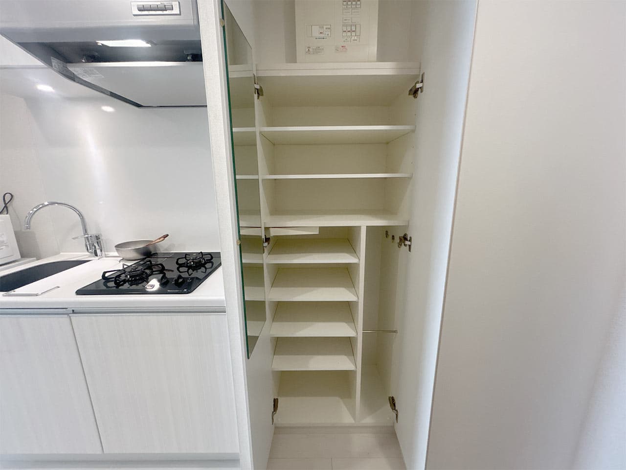Room image 16
