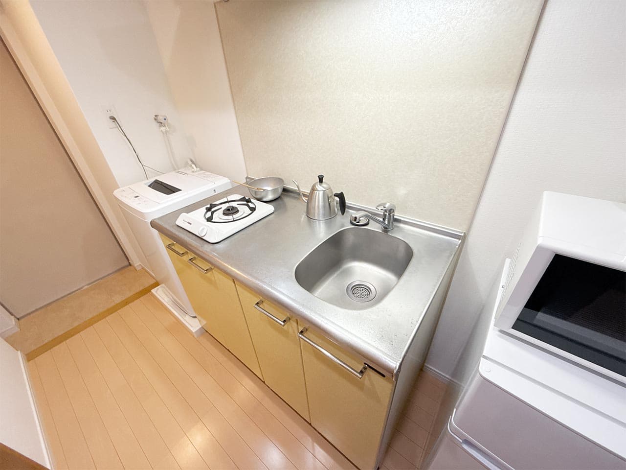 Room image 11