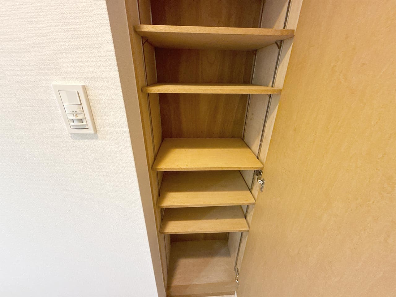 Room image 16