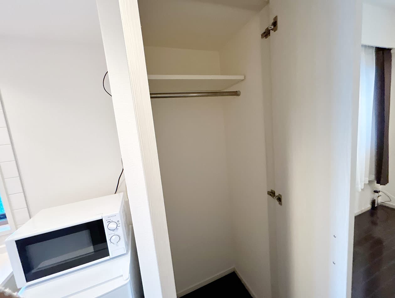 Room image 10