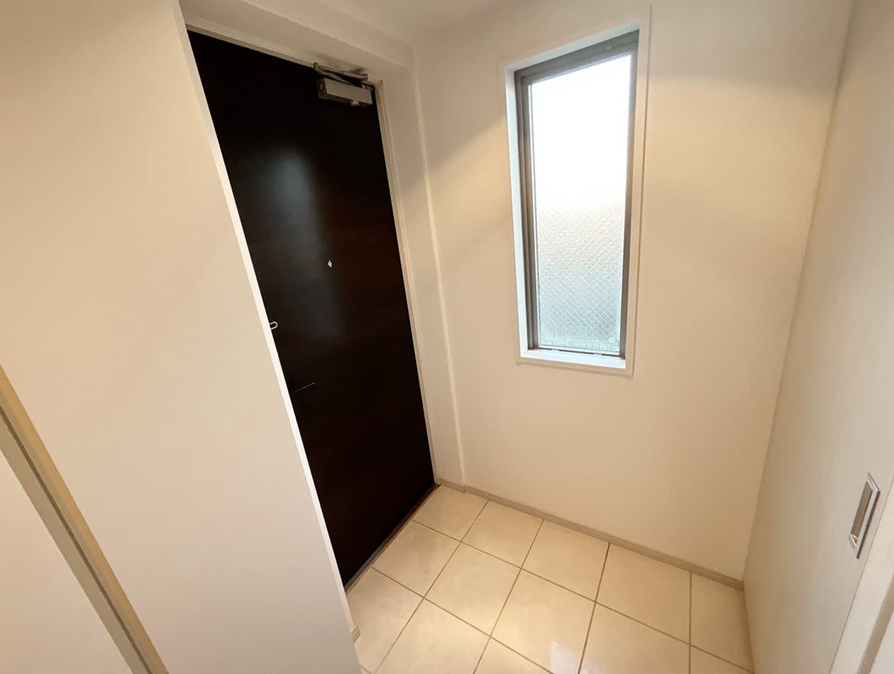 Room image 15
