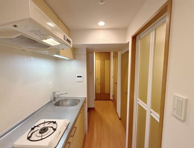 Room image 12
