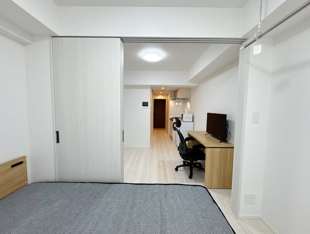 Room image 8
