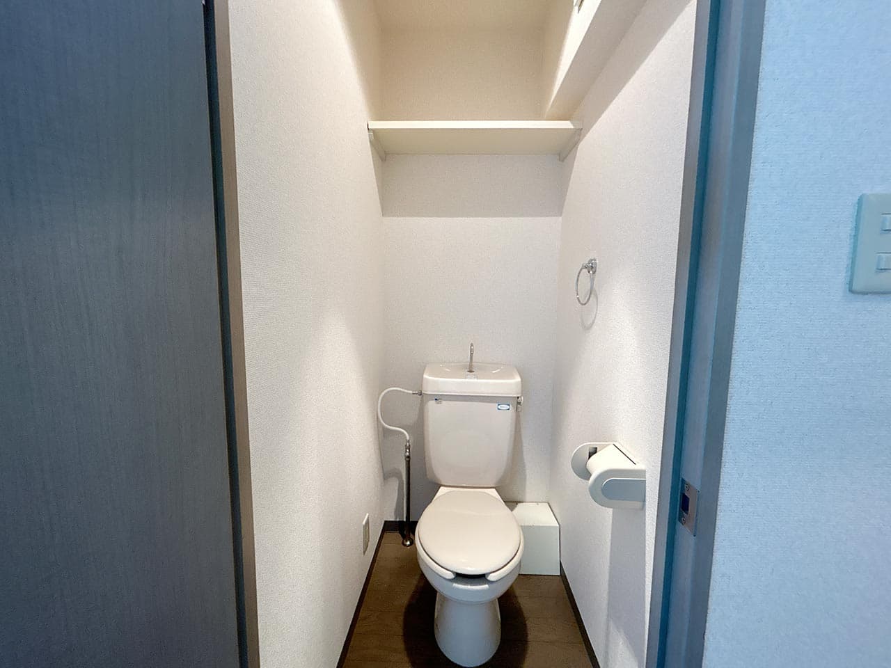 Room image 8