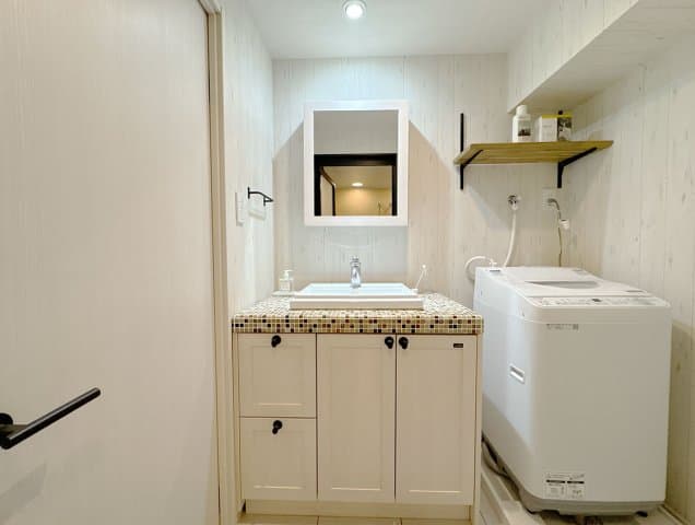 Room image 16