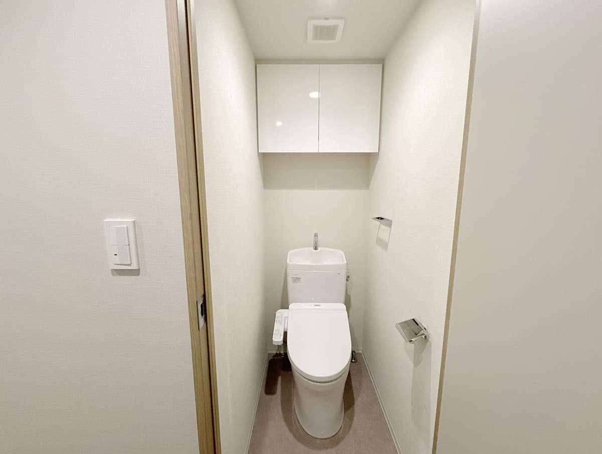 Room image 15