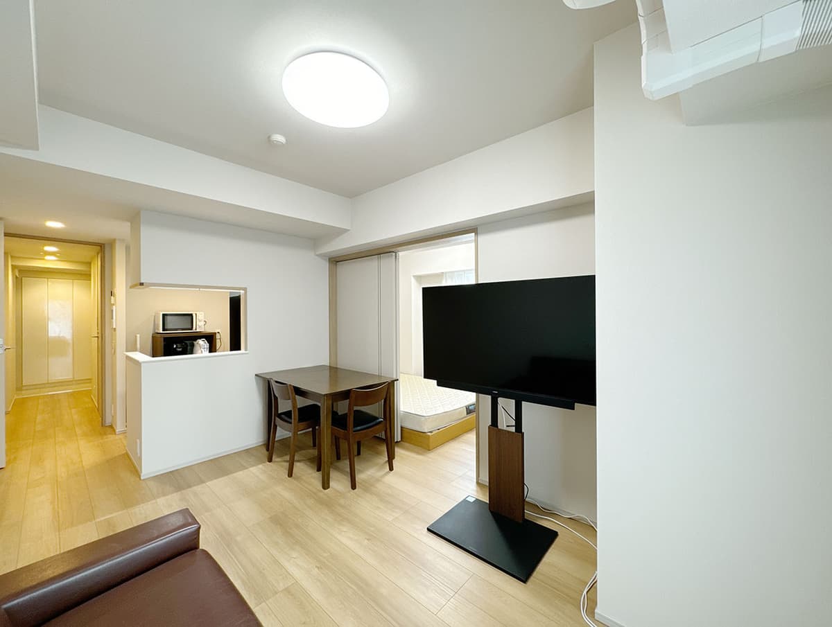 Room image 8