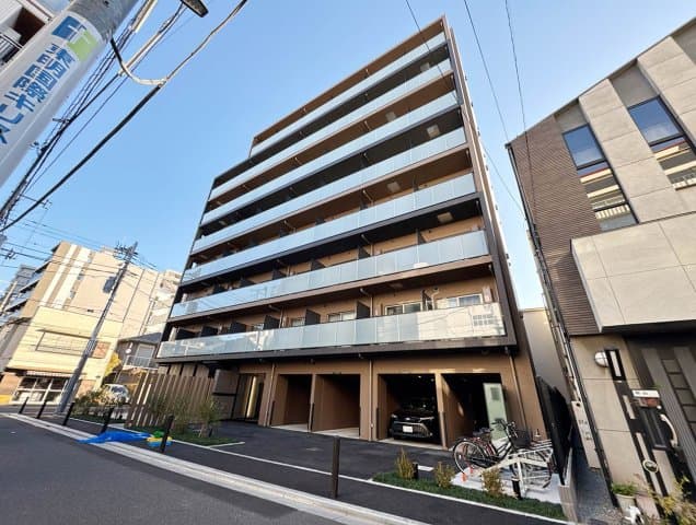 Main Image