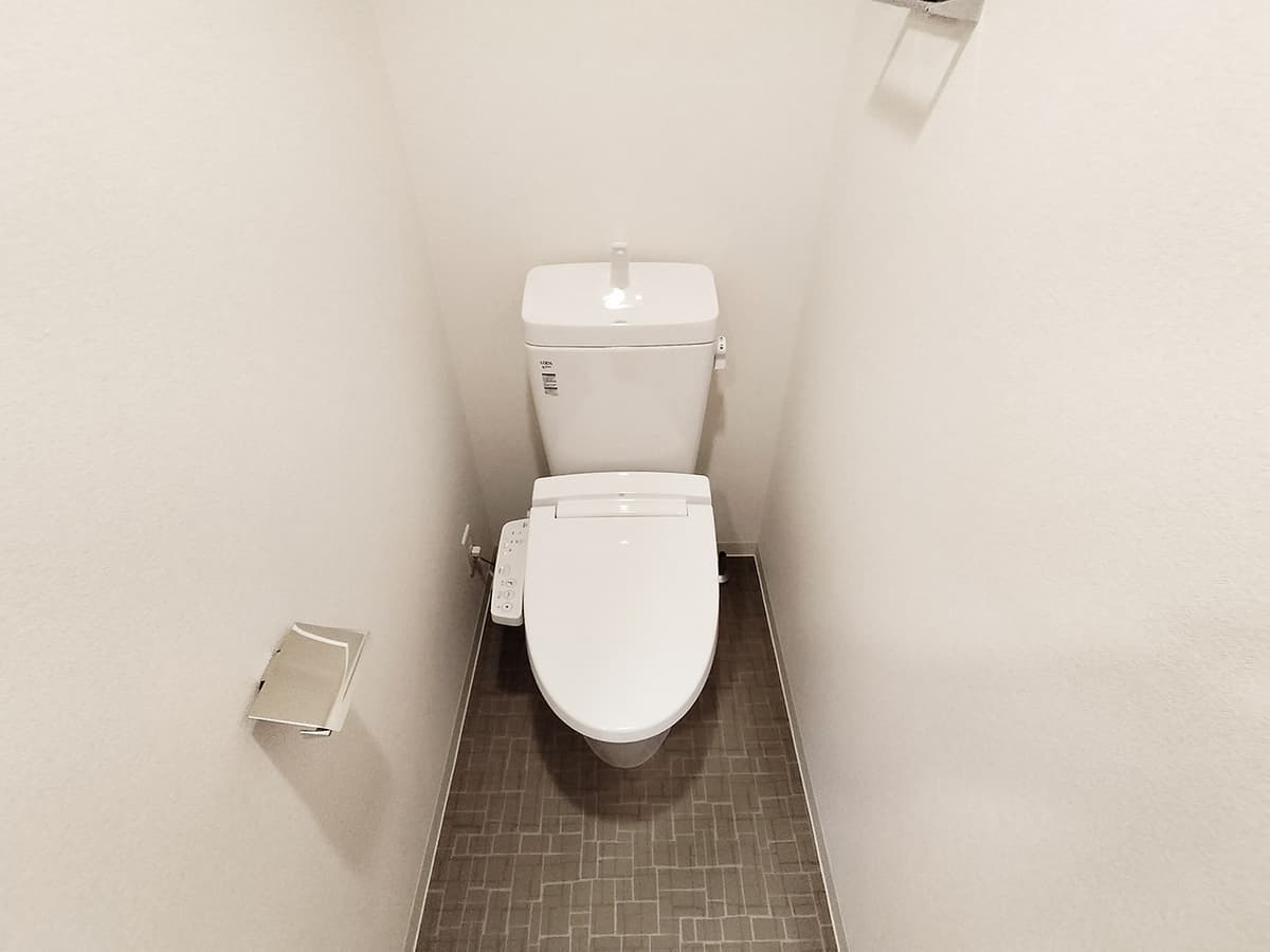 Room image 12