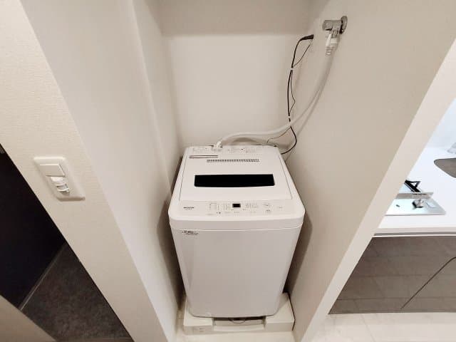 Room image 13