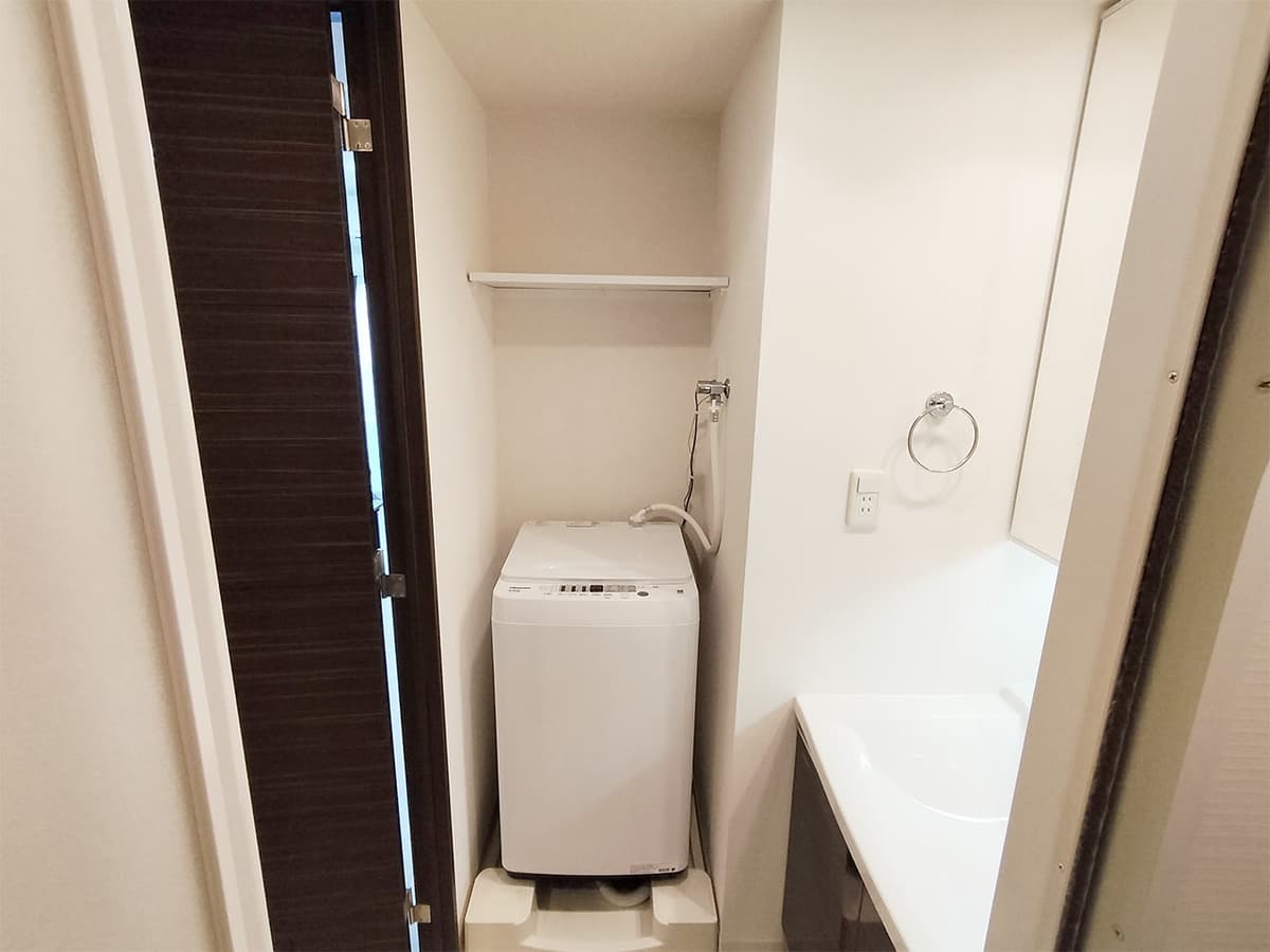 Room image 12
