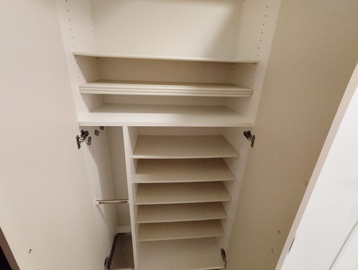 Room image 15