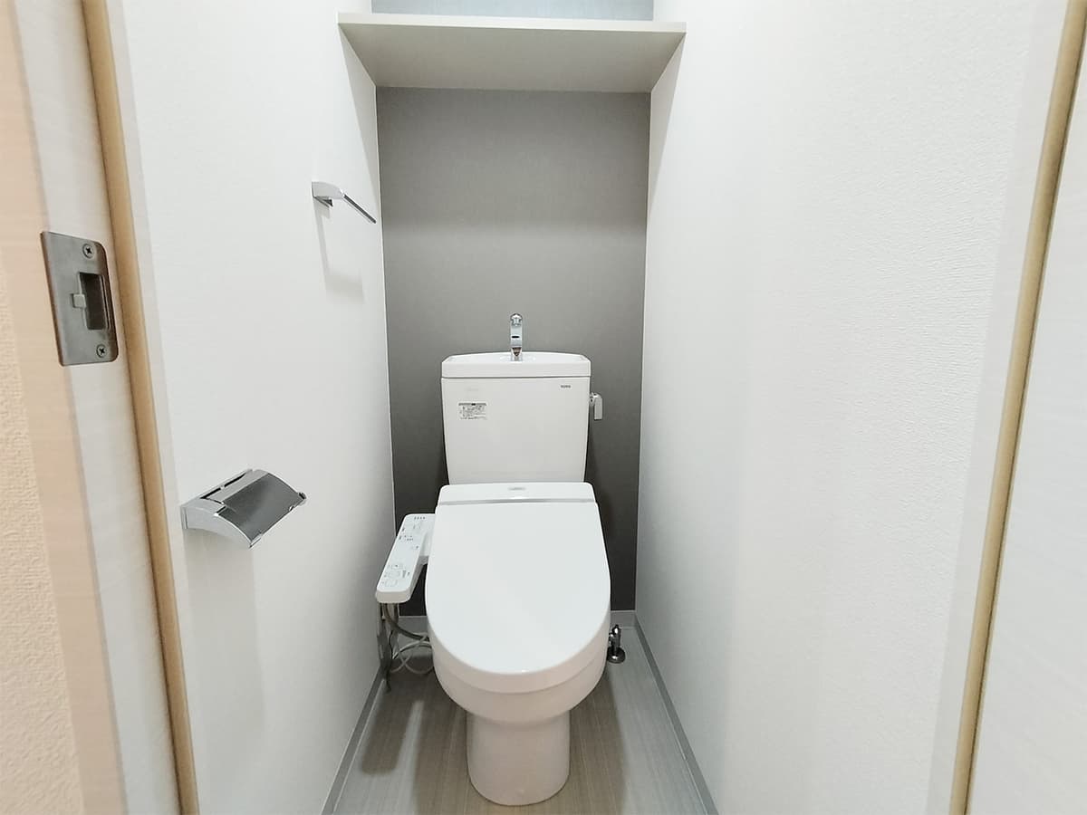 Room image 16