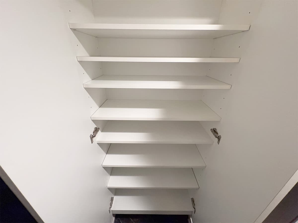 Room image 16