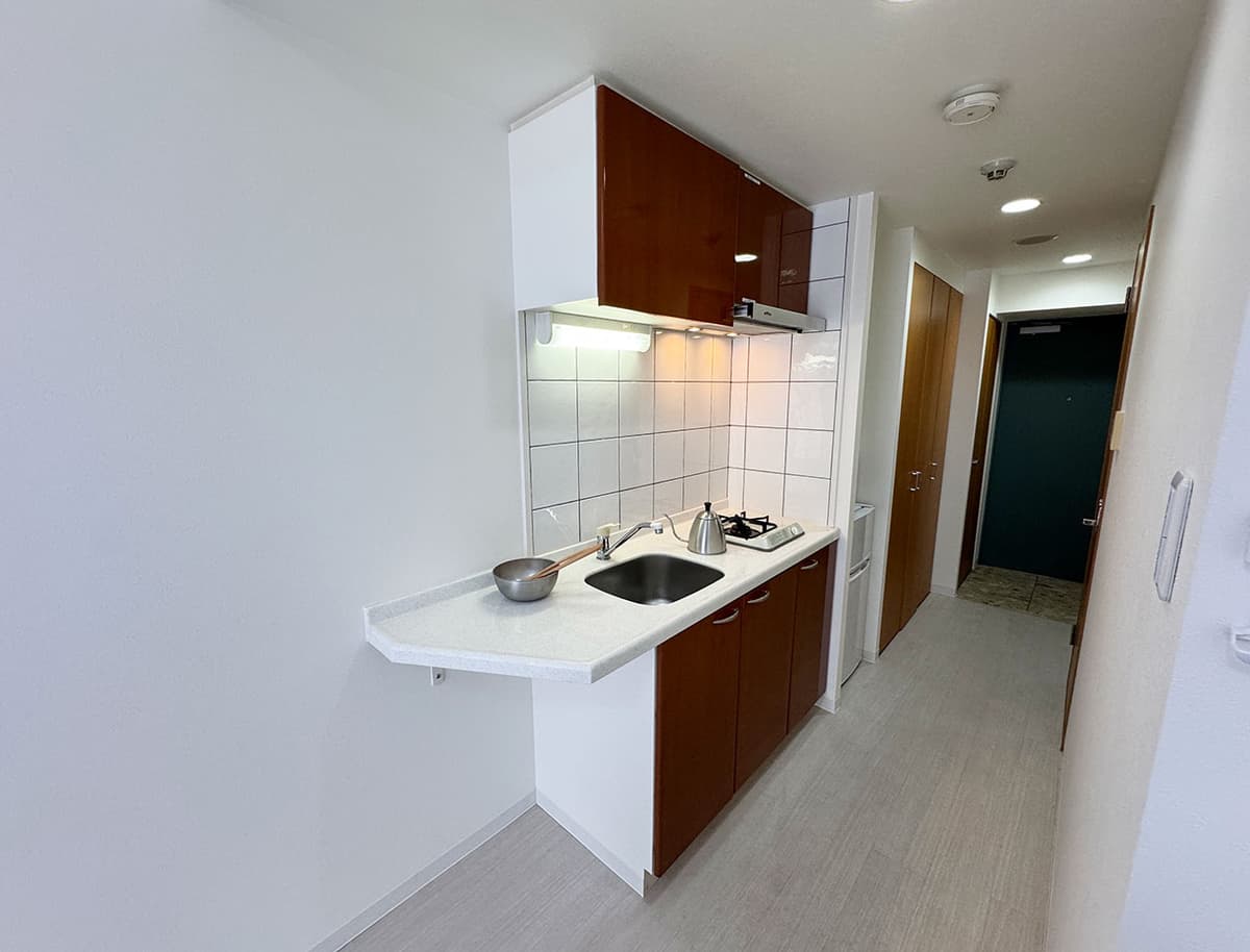 Room image 12