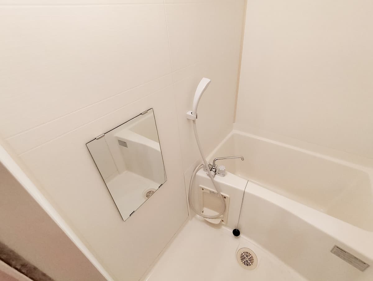 Room image 11