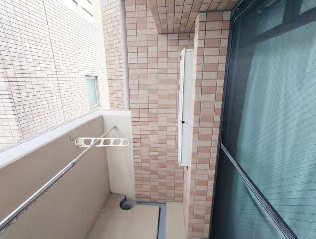Room image 16