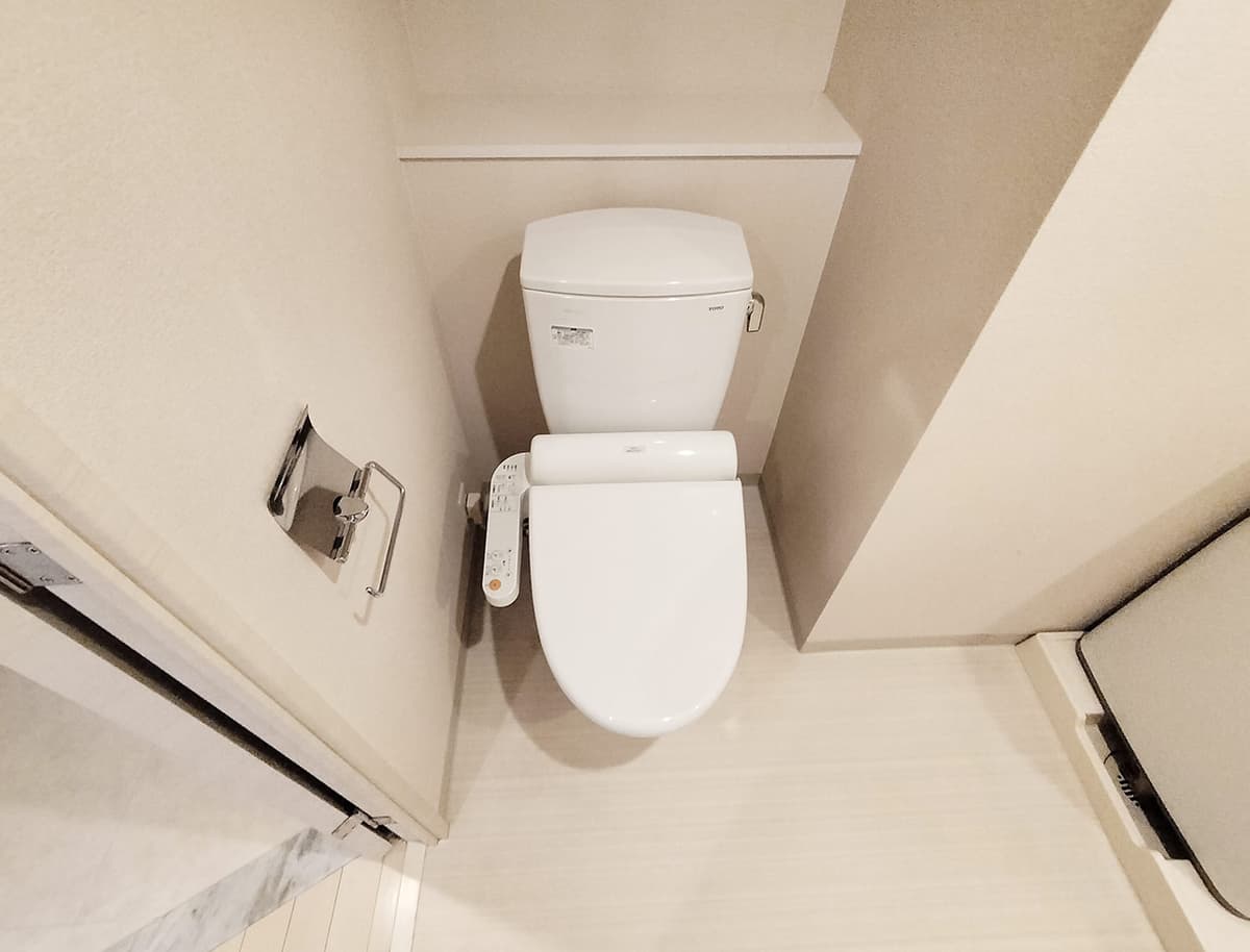 Room image 15