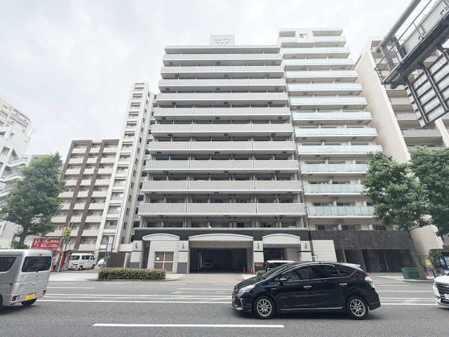 Main Image