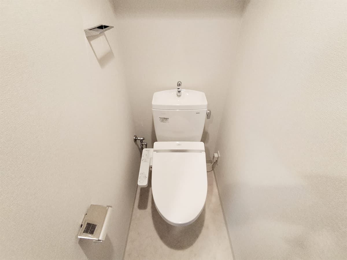 Room image 12