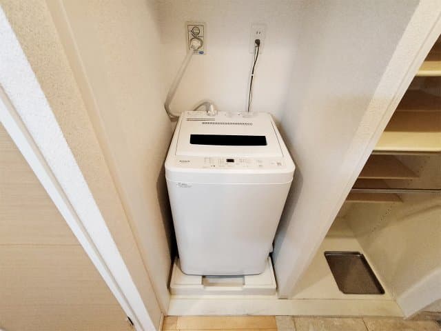 Room image 11