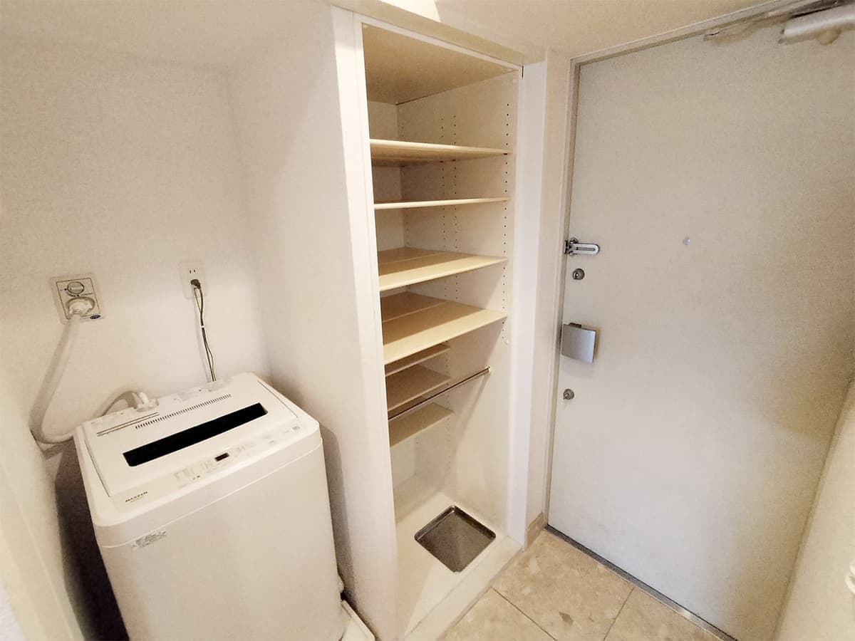 Room image 15