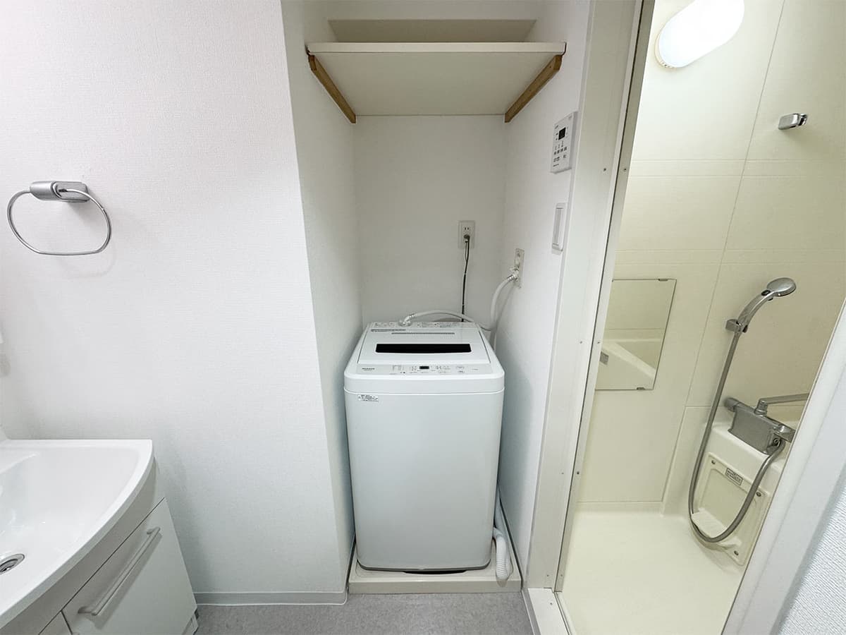 Room image 13