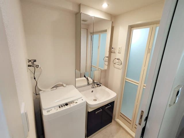 Room image 13