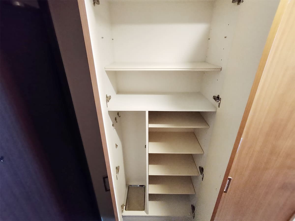 Room image 14