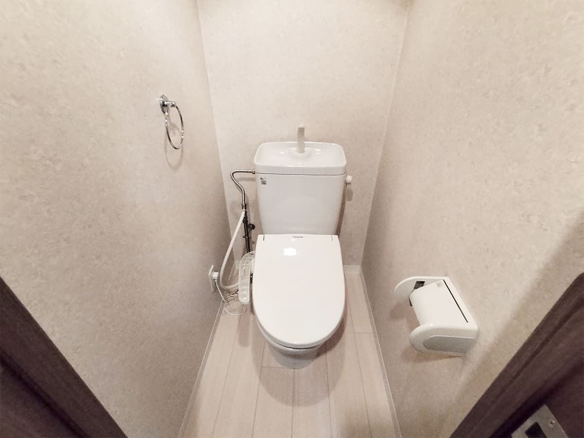 Room image 12