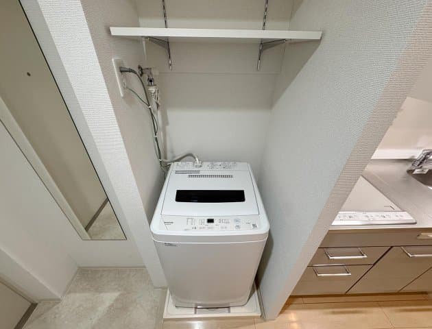 Room image 16