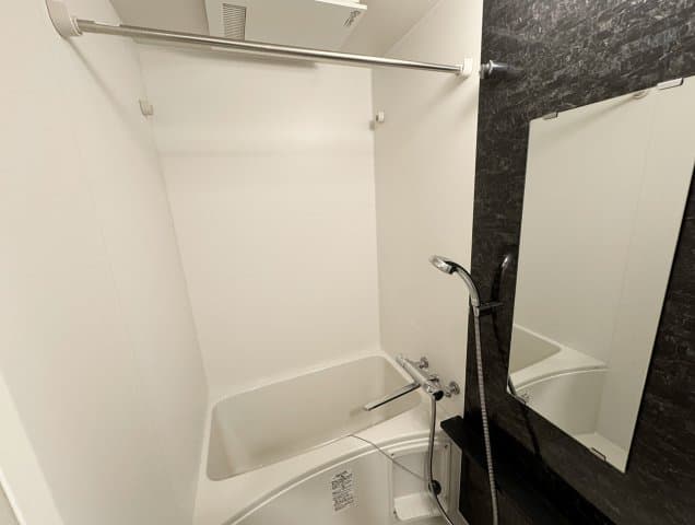 Room image 13