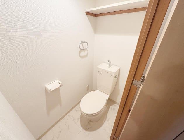 Room image 14