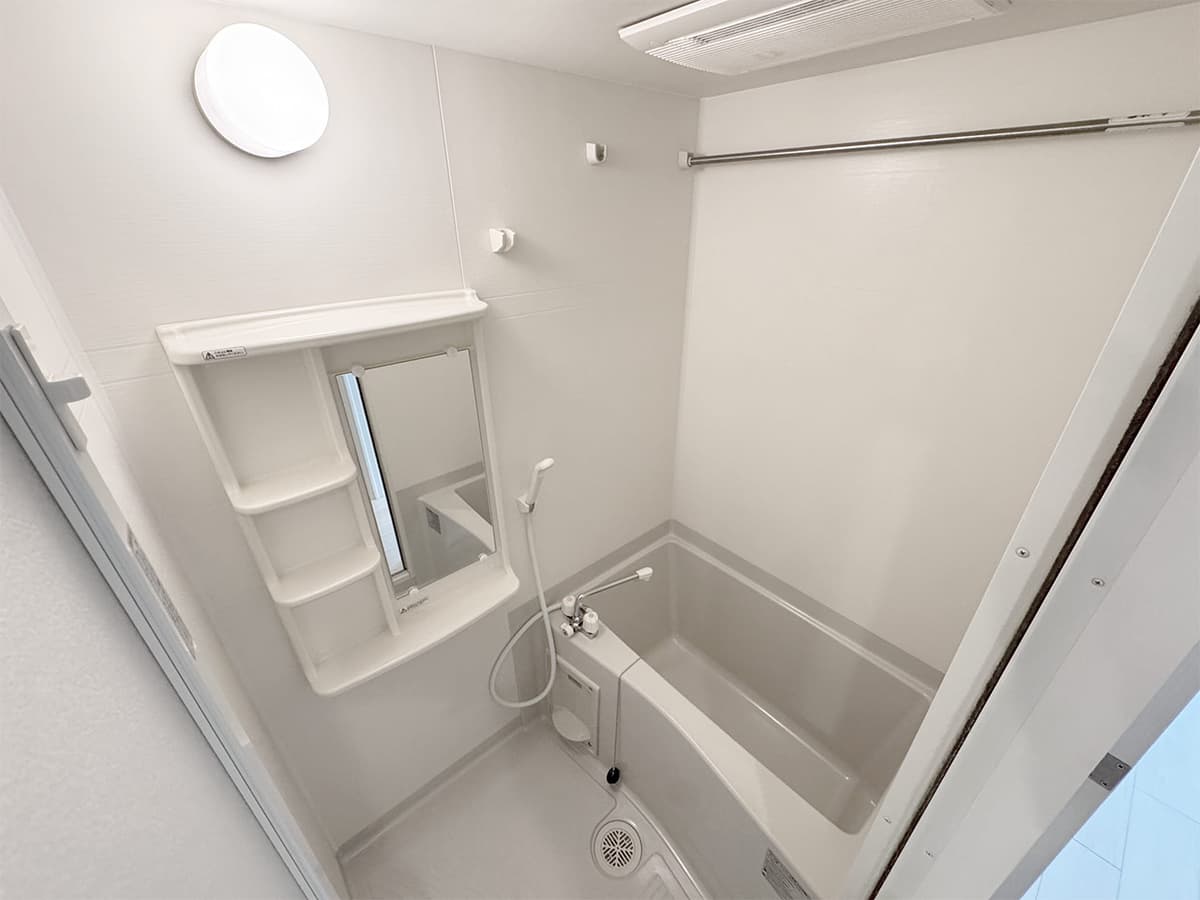 Room image 15