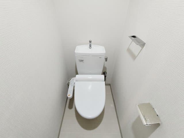 Room image 14