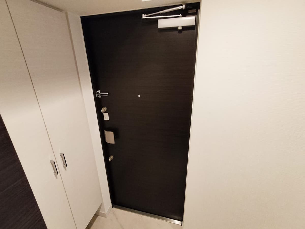 Room image 16