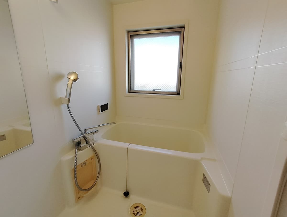 Room image 12