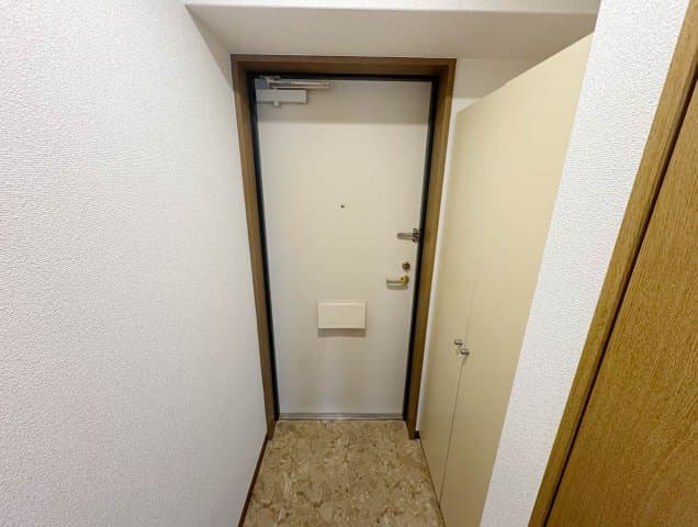 Room image 16