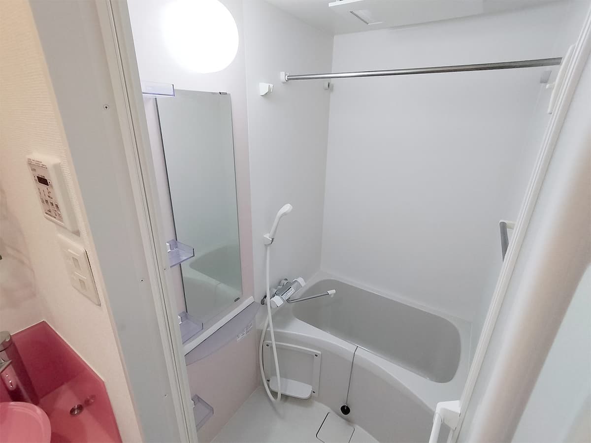 Room image 13